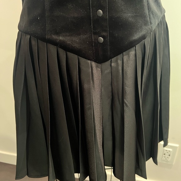 Echo Black Velvet Off-shoulder Pleated Mini Dress - Picture 6 of 10